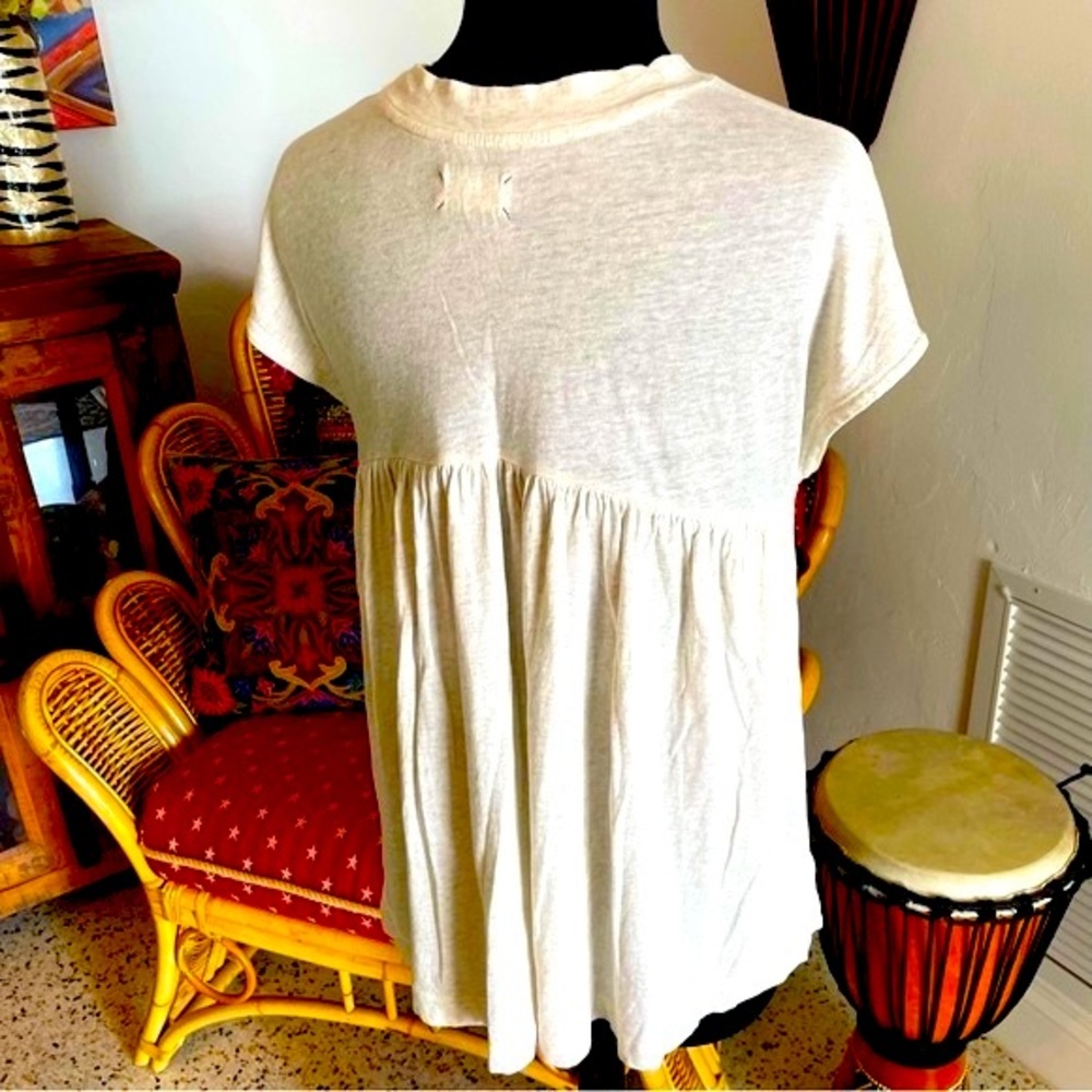ANTHROPOLOGIE LOU & GREY Short Sleeve Knit Top! Gathered back! Like new